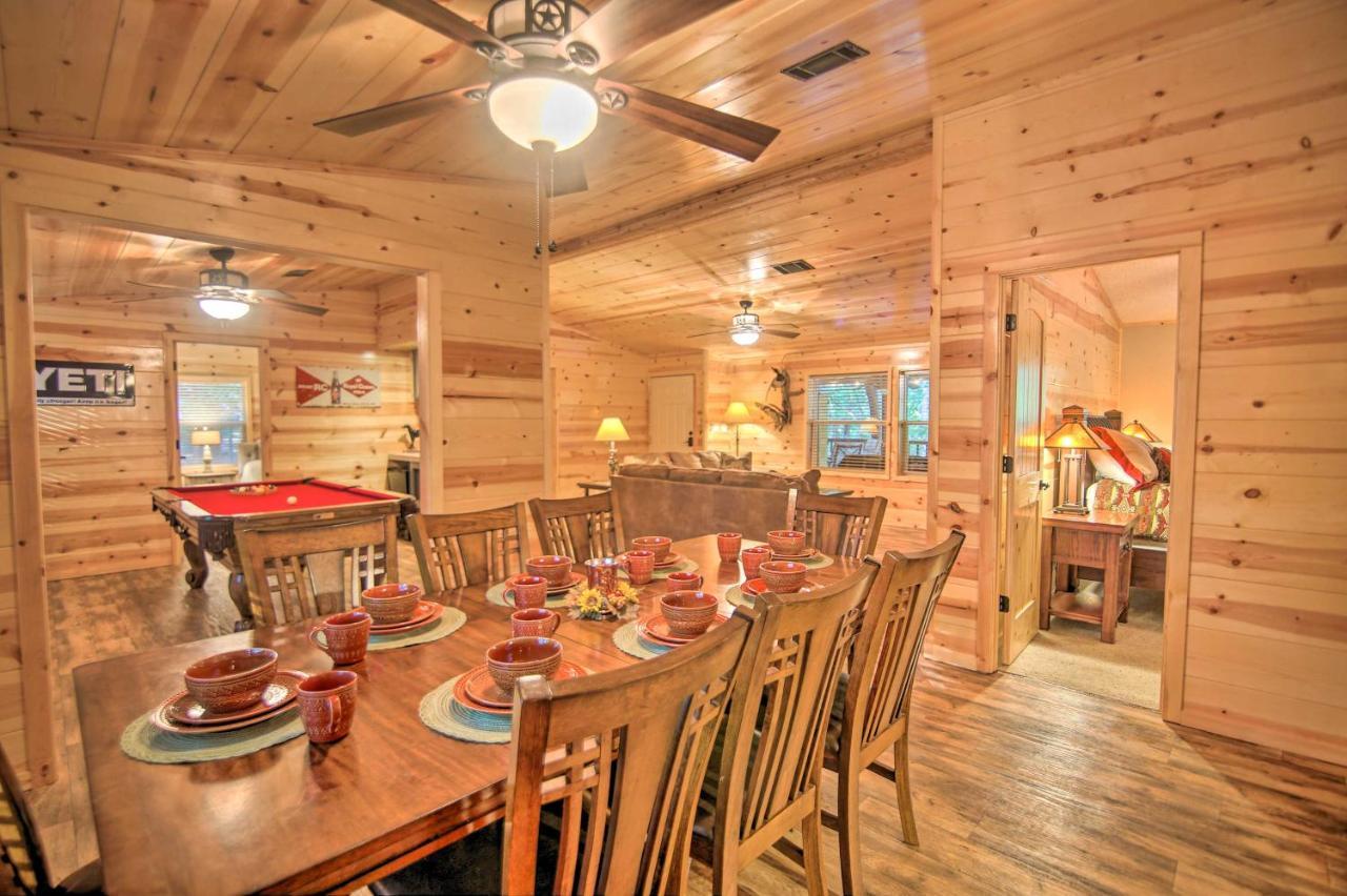 Broken Bow Oasis Hot Tub, Fire Pit And Patio Villa Bagian luar foto
